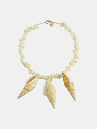 Choker 3 Conchas Fio Cascalho